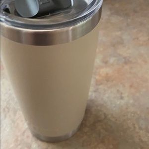 Yeti thermos